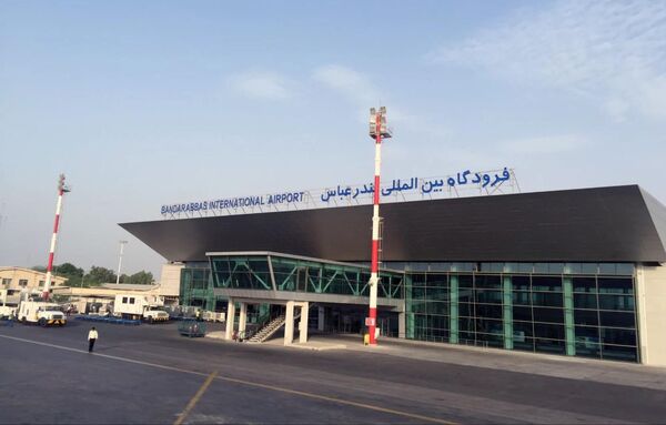 انتقال ۵ پرواز به فرودگاه بندرعباس به دلیل شرایط نامساعد جوی
