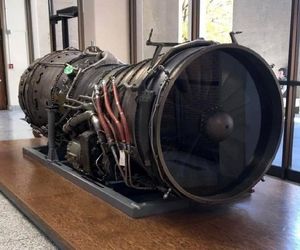 تصویری از موتور هواپیمای کنکورد 