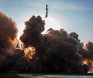 بارش بقایای موشک استارشیپ روی خانه ها دردسرساز شد