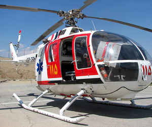 نجات جان سه مصدوم حادثه جاده‌ای شاهرود با بالگرد اورژانس هوایی غرب خراسان رضوی + فیلم