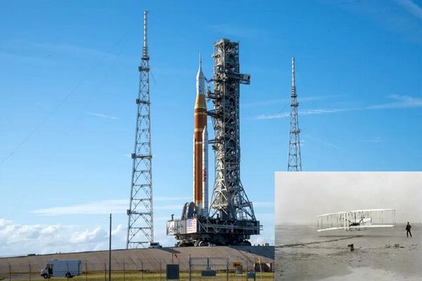 بخشی از هواپیمای برادران رایت به ماه می‌رود