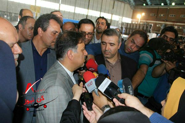 وزیر راه و شهرسازی در جمع خبرنگاران: ورود پنج میلیون یورو قطعه هواپیما به کشور