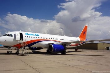 فرود اضطرارى بوئینگ٧٣٧ #کام_ایر افغانستان در فرودگاه مهرآباد