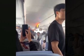 فرود اضطراری پرواز ایر چاینا به دلیل آتش‌سوزی ناشی از باتری لیتیومی