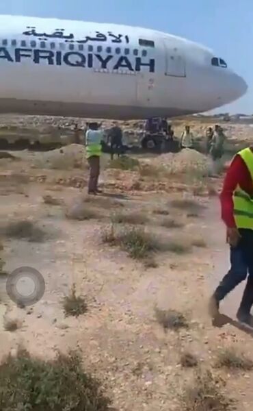 انحراف هواپیمای زائران حج از باند در فرودگاه البیضاء لیبی


