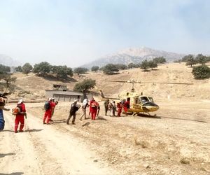 اعزام سه بالگرد برای مهار آتش در ارتفاعات باشت