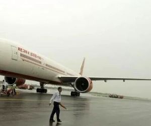 ۱۸ پرواز فرودگاه دهلی‌نو به دلیل دید کم تغییر مسیر دادند