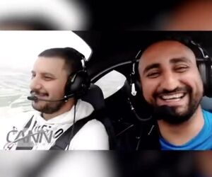 پرواز خلبان محمد جواد خواجه و جواد عزتی بازیگر سینما