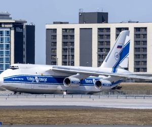 داستان زمینگیری یک فروند AN124 دولت روسیه در فرودگاه پیرسون تورنتو کانادا