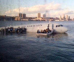 بازخوانی/ سانحه هوایی در نیویورک؛ فرود اضطراری پس از برخورد با پرندگان