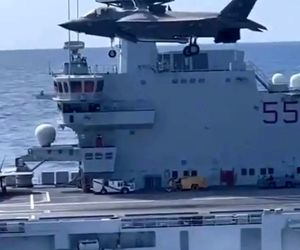 فرود عمودی جنگنده اف-۳۵ بر سطح ناو