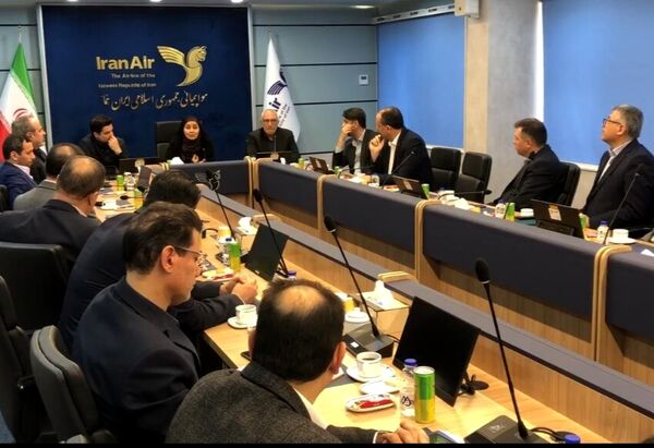 تأکید وزیر راه و شهرسازی بر چابک‌سازی نیروی انسانی و نوسازی ناوگان «هما» 