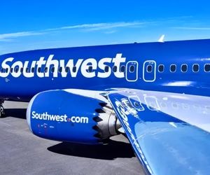 انفجار باتری تلفن همراه منجر به فرود اضطراری هواپیما آمریکا شد!
