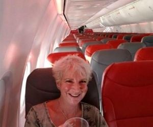 زنی که تنها سرنشین هواپیمای مسافربری ۱۸۹ نفره بود