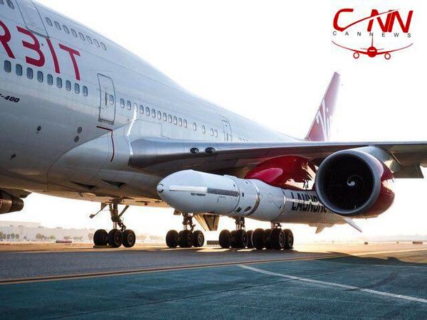 اولین اتصال موشک فضایی به بوئینگ ۷۴۷