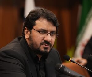 وزیر راه و شهرسازی: سوخت هواپیما تقریبا مجانی است