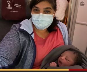پزشک کانادایی حین پرواز معجزه عایشه را به دنیا آورد 