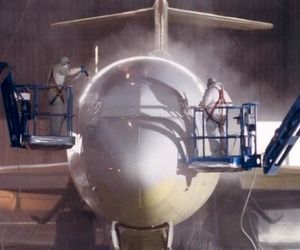 هزینه نقاشی هواپیما چقدر است؟