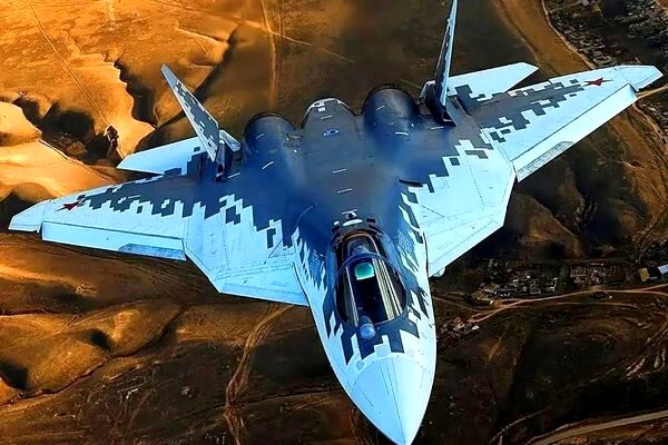 پیشنهاد بزرگ روسیه به هند/

تولید بومی جنگنده Su-57E /
تحویل ۱۱۷ جنگنده‌ Su-35M