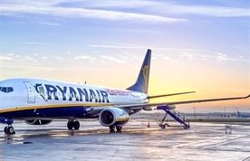 بزرگترین شرکت هواپیمایی اروپا
 یک میلیون صندلی دیگر را حذف می‌کند