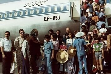 پرواز نوستالژیک ایران‌ایر در دهه ۵۰؛ خاطره‌ای از سفر دانش آموزی به پاریس!