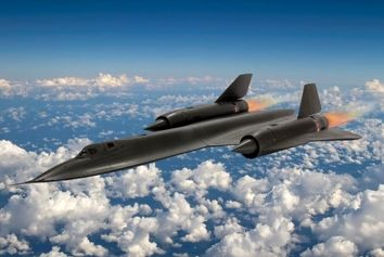 کدام هواپیما ۱۲ ساعت سفر به دور دنیا را ممکن می‌کرد؟