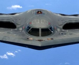 هر ساعت پرواز B-2 به ۱۲۰ ساعت تعمیر نیاز دارد؛ نگهداری سنگین بمب‌افکن افسانه‌ای