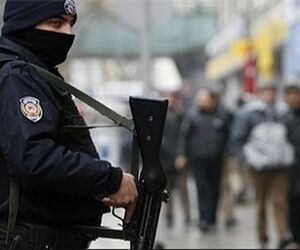در پی تهدید به بمب‌گذاری در پرواز استانبول به آنتالیا ۲ نفر بازداشت شدند؛ پرواز متوقف شد