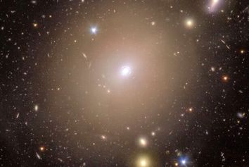 «حلقه اینشتین» در فضا دیده شد+ عکس