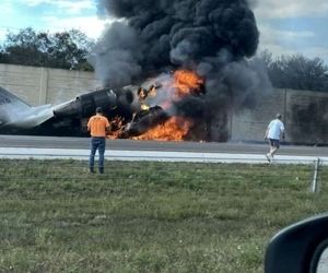 سقوط هواپیمای سبک در فلوریدای آمریکا + فیلم