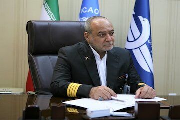 رئیس سازمان هواپیمایی کشوری خبر داد:‌
برخورد قانونی سازمان هواپیمایی با ایرلاین‌های گرانفروش