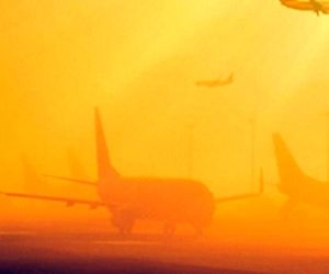 ۳ پرواز فرودگاه خوزستان به‌دلیل گرد و غبار کنسل شد
