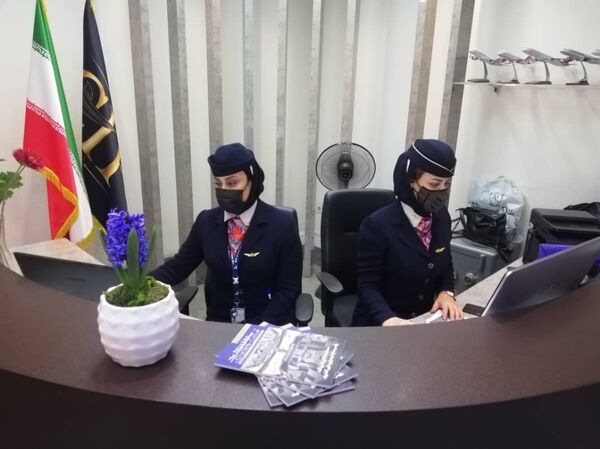 توزیع ویژه‌نامه نوروزی ماهنامه شبکه صنعت هوانوردی در CIP فرودگاه مهرآباد