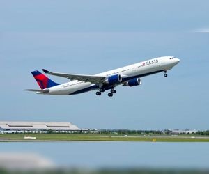 هواپیمای دلتاایرلاینز ۲۵ ساعت زمین گیر شد 
