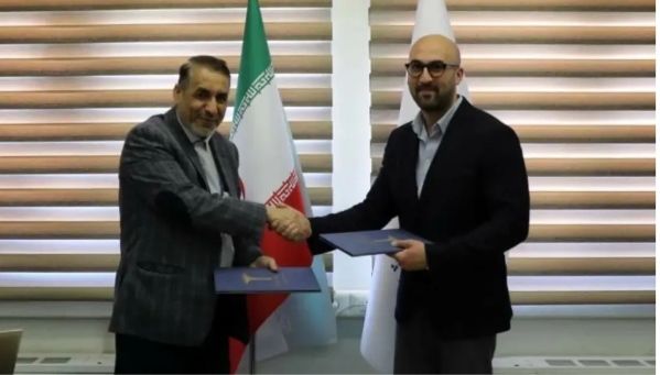 امضای تفاهم نامه همکاری میان دانشکده صنعت هواپیمایی کشوری و مجموعه شرکتهای طلایی پارس