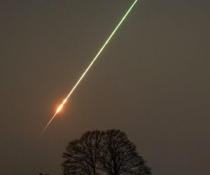 برخورد شهاب‌سنگ با جو زمین در تصویر روز ناسا